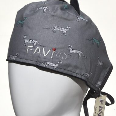 Surgical cap with ears-cheetahs in grey